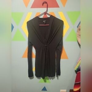 Olian Women's Black Longsleeve Maternity Top Size Medium